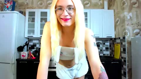 Snapshot of your_hotcutie chatting on 02-25-26, 08:07 Jane online show from 02-25-26, 08:07