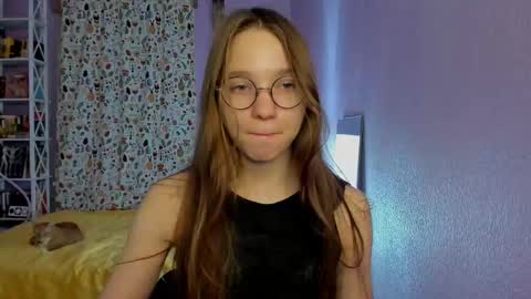 Leslie online show from 02-24-25, 04:26