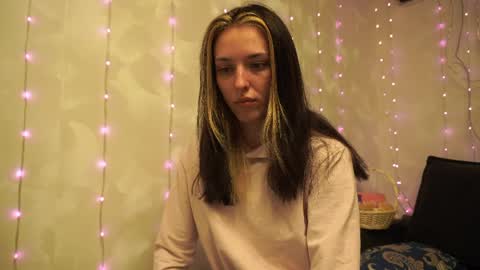 Meri  online show from 04-07-26, 08:31