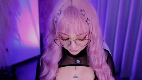 Snapshot of your_littlepervert_ chatting on 06-18-26, 09:25 Cami independent model online show from 06-18-26, 09:25