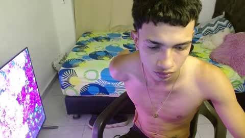 Snapshot of your_master7 chatting on 01-07-26, 07:00 your_master7 online show from 01-07-26, 07:00