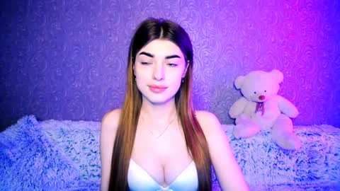 Snapshot of your_moon18 chatting on 12-04-24, 10:30 Zarina online show from 12-04-24, 10:30