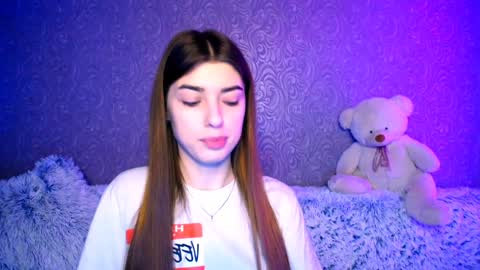 Snapshot of your_moon18 chatting on 01-11-25, 02:41 Zarina online show from 01-11-25, 02:41