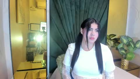 VIOLETA online show from 05-27-26, 03:03