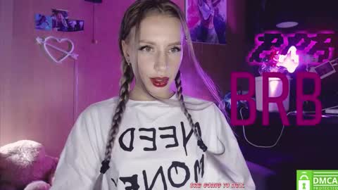 Alice  online show from 10-31-25, 01:17