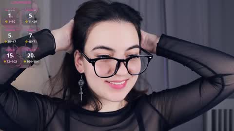 Luna online show from 01-12-25, 07:00