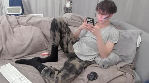 your_shy_guy online show from 03-12-25, 06:22