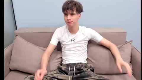 your_shy_guy online show from 10-08-25, 06:49