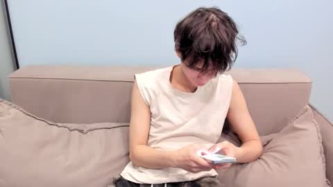 your_shy_guy online show from 11-26-25, 06:20