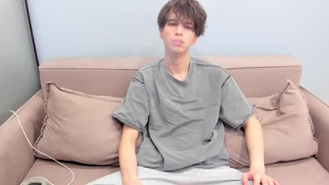 your_shy_guy online show from 02-17-26, 06:36