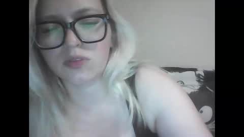Roxy online show from 06-02-26, 05:48