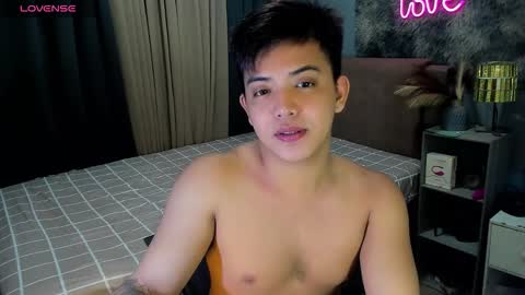 yourasian_bradley online show from 02-04-26, 01:11