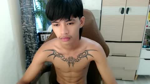 yourasian_eric online show from 04-07-26, 05:19