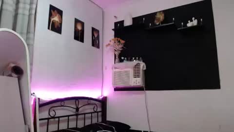 Snapshot of yourasianbigcock chatting on 11-05-25, 10:59 LEXI online show from 11-05-25, 10:59