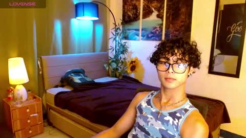 yourasiancarl online show from 12-22-25, 03:42