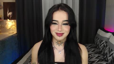 Snapshot of yourasiancockisontop chatting on 01-06-25, 09:54 kim online show from 01-06-25, 09:54