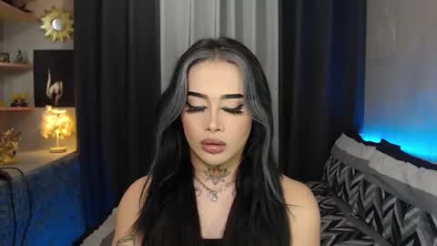 Snapshot of yourasiancockisontop chatting on 01-08-25, 05:48 kim online show from 01-08-25, 05:48