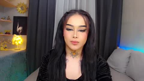 Snapshot of yourasiancockisontop chatting on 01-26-25, 10:45 kim online show from 01-26-25, 10:45