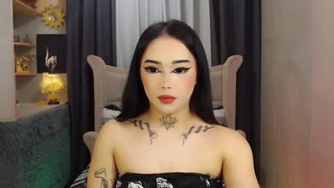 Snapshot of yourasiancockisontop chatting on 02-23-25, 06:45 kim online show from 02-23-25, 06:45