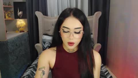 Snapshot of yourasiancockisontop chatting on 02-23-25, 10:20 kim online show from 02-23-25, 10:20