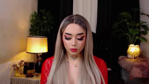 Snapshot of yourasiancockisontop chatting on 10-10-25, 12:37 kim online show from 10-10-25, 12:37