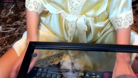 Snapshot of yourastral chatting on 03-06-25, 12:10 yourastral online show from 03-06-25, 12:10