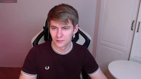 Snapshot of yourbilly chatting on 05-15-26, 11:23 Billy online show from 05-15-26, 11:23