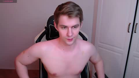 Snapshot of yourbilly chatting on 05-18-26, 04:07 Billy online show from 05-18-26, 04:07
