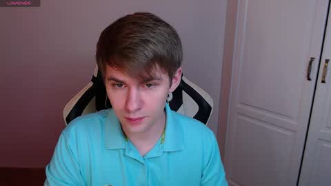 Snapshot of yourbilly chatting on 05-25-26, 03:23 Billy online show from 05-25-26, 03:23