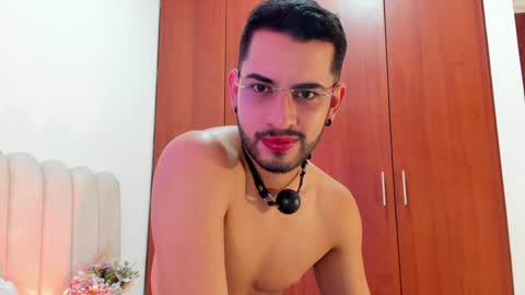 Snapshot of yourboynextdoor1 chatting on 12-06-24, 08:26 YOURBOYNEXTDOOR online show from 12-06-24, 08:26