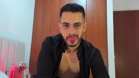 Snapshot of yourboynextdoor1 chatting on 01-01-25, 12:00 YOURBOYNEXTDOOR online show from 01-01-25, 12:00