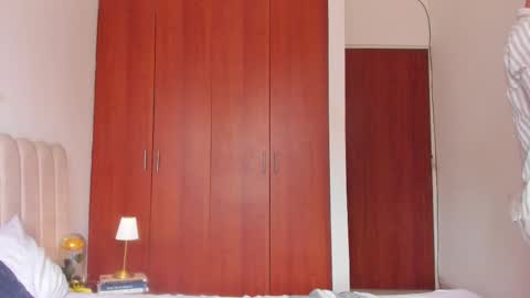 Snapshot of yourboynextdoor1 chatting on 09-24-25, 06:22 YOURBOYNEXTDOOR online show from 09-24-25, 06:22