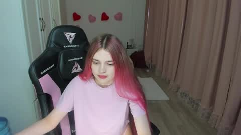 Snapshot of yourcassidy chatting on 04-16-26, 07:58 Cassie online show from 04-16-26, 07:58