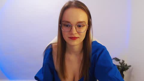 Snapshot of yourdreamray chatting on 01-18-25, 09:13 Lana online show from 01-18-25, 09:13