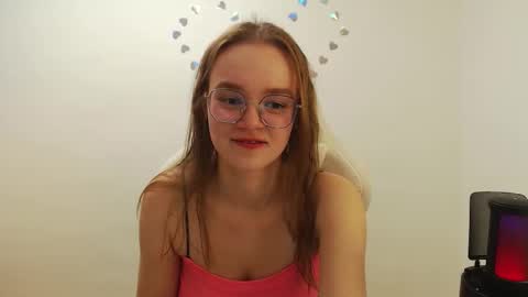 Snapshot of yourdreamray chatting on 10-24-25, 05:20 Lana online show from 10-24-25, 05:20