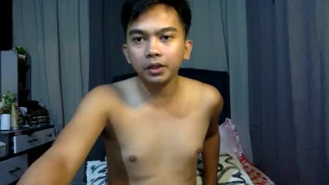 Snapshot of yourfantasyboyjr chatting on 06-05-26, 07:58 i am your dream boy JR online show from 06-05-26, 07:58
