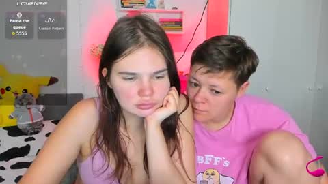 Tina and Kate online show from 07-04-26, 08:04