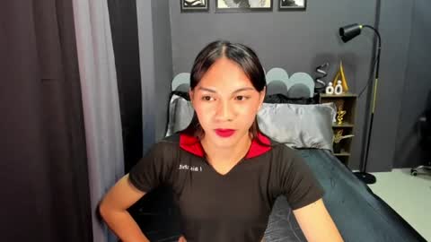 Snapshot of yourfav_jasmin chatting on 07-13-26, 11:24 NEW HUGECOCK online show from 07-13-26, 11:24