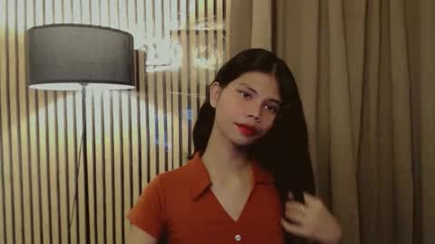 Vivian online show from 11-08-25, 12:22