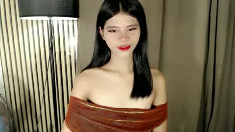 Vivian online show from 12-14-25, 05:24