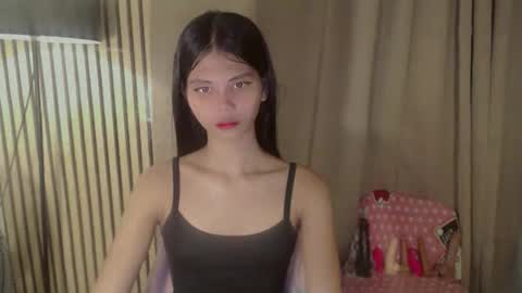 Vivian online show from 02-19-26, 02:46