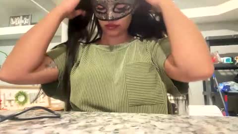 yourfavoritex3 online show from 10-13-25, 09:42