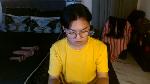 Snapshot of yourfemboitinydick chatting on 06-18-26, 04:22 Fem boi Nards online show from 06-18-26, 04:22