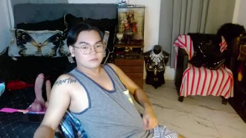 Snapshot of yourfemboitinydick chatting on 07-05-26, 07:48 Fem boi Nards online show from 07-05-26, 07:48