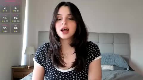Snapshot of yourfreakygirl chatting on 05-28-26, 08:17 Helena online show from 05-28-26, 08:17
