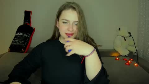 yourgem__ online show from 02-25-25, 10:39