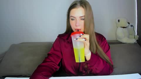 yourgem__ online show from 06-01-26, 03:08