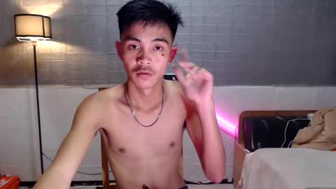 Snapshot of yourguy_josh23 chatting on 03-18-26, 06:05 Josh online show from 03-18-26, 06:05