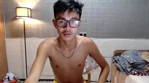Snapshot of yourguy_josh23 chatting on 03-26-26, 01:11 Josh online show from 03-26-26, 01:11