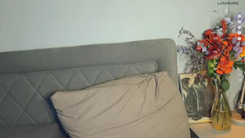 Aida online show from 02-04-25, 06:27